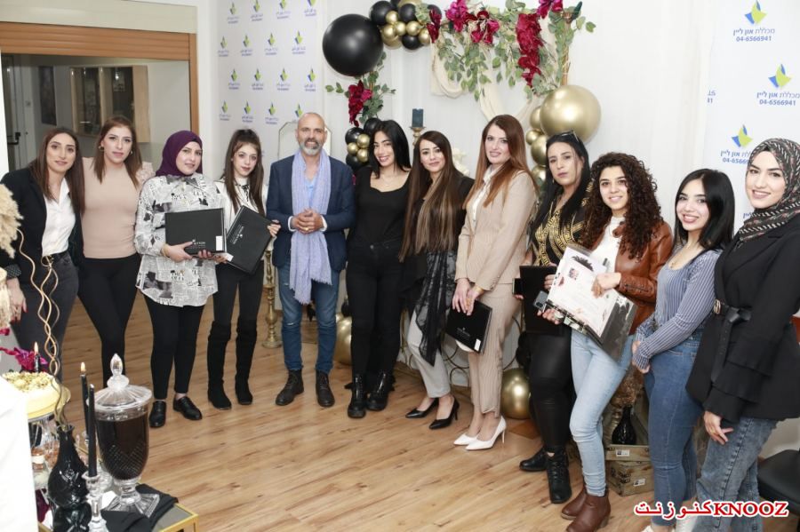 الف الف مبروك لخريجات كلية on line - فرع التجميل